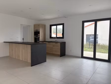 vente maison 5 pièces 116 m² à cognat-lyonne (03110)  nan €