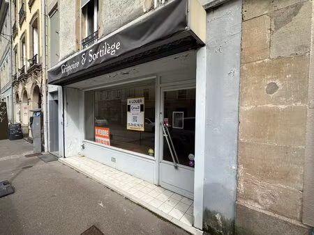 en vente fonds de commerce 70 m² – 69 900 € |remiremont