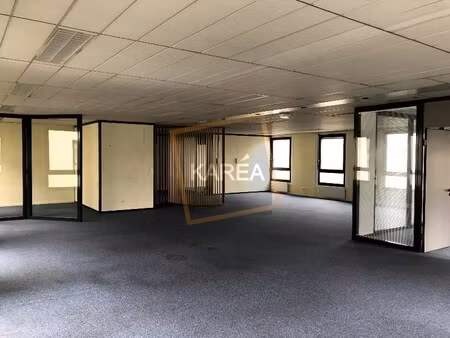 location local professionnel 207m² lognes 77185