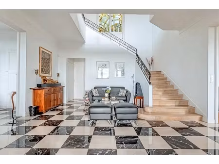 maison belle époque avec piscine et vue mer