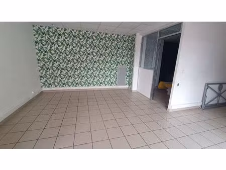 local commercial courseulles-sur-mer à louer