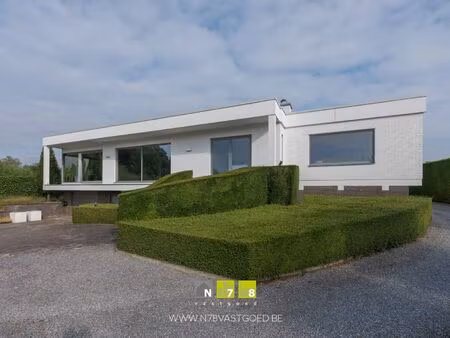 surface commerciale à vendre à dr. lenstralaan 1 dilsen-stokkem (rbu62382)