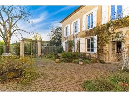 maison de campagne exclusive de 480 m2 en vente valence-sur-baïse  france