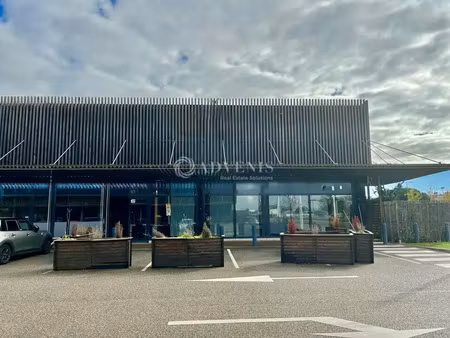 local commercial a louer