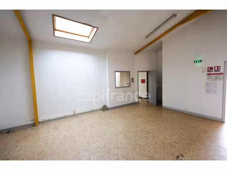 local professionnel à louer angouleme 5 pièce(s) 190m2 1 100€/mois ht/hc