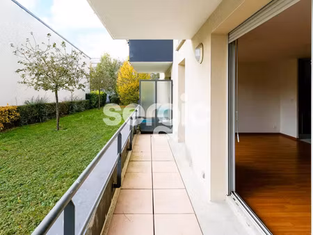 vente appartement reims 51100 - 192000 € - surface privée