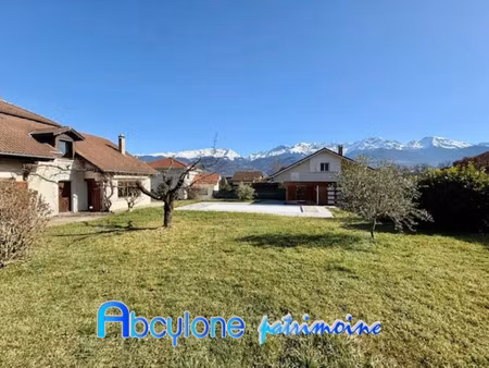 vente maison 8 pièces 194 m² crolles (38920)