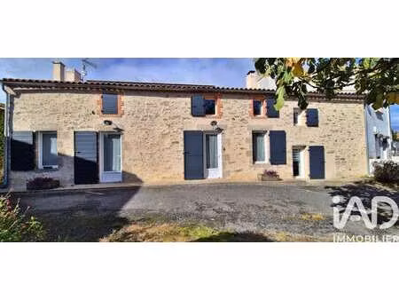 vente maison à treize-septiers (85600) : à vendre / 134m² treize-septiers