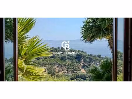 villa avec piscine rayol-canadel-sur-mer (83)