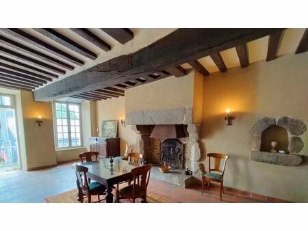 vente maison 7 pièces 200 m² courcité (53700)