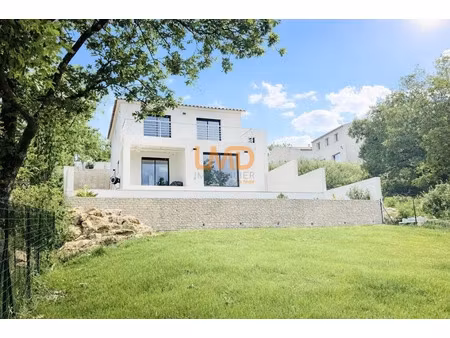 vente maison 6 pièces 145 m² à besse-sur-issole (83890)  559 000 €