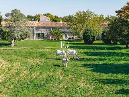 maison de 7 pièces de luxe en vente à soubise  france