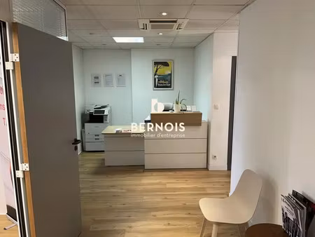 location bureau toulon 83000