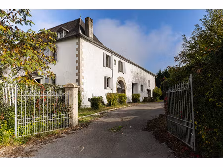 maison authentique à rénover - 3ha de sérénité à espès-undu