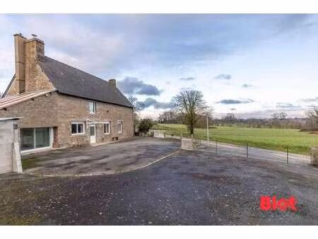 vente maison à saint-hilaire-des-landes (35140) : à vendre / 95m² saint-hilaire-des-landes