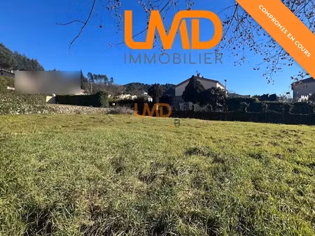 vente terrain 639 m² à vals-les-bains (07600)  68 000 €