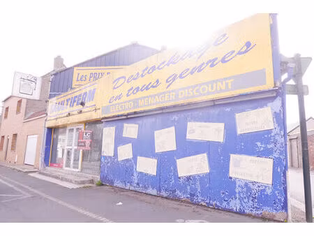 local commercial situé sur axe passant