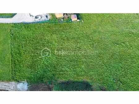 terrain de 1 391 m² à saint-jouvent