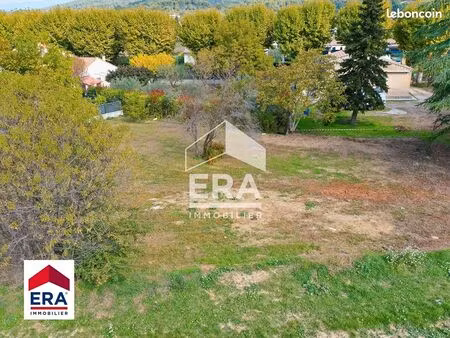 terrain 600 m² malemort du comtat