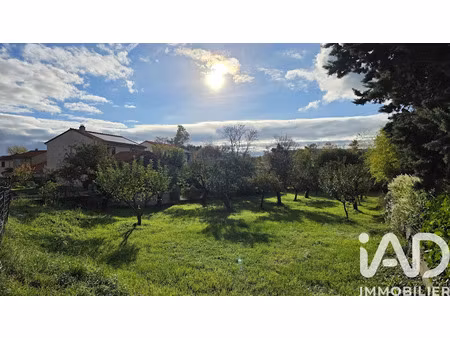 vente terrain 1238 m² à riom (63200)  151 000 €