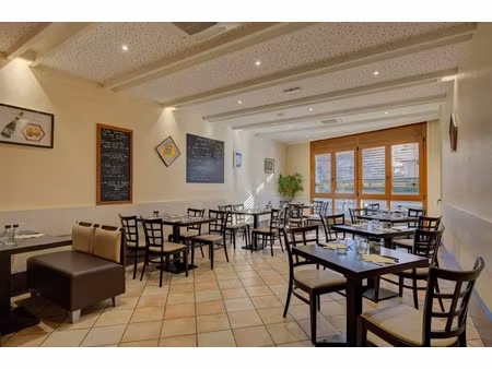 vente locaux professionnels 140 m² à issoire (63500)  160 000 €