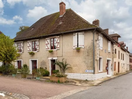 vente immeuble à coussac-bonneval (87500)  182 000 €