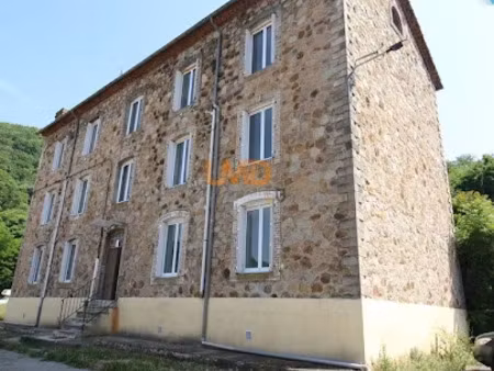 vente immeuble 18 pièces 380 m² à molières-sur-cèze (30410)  330 000 €