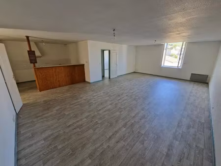 location appartement 3 pièces 89.56 m² à mazamet (81200)  450 €