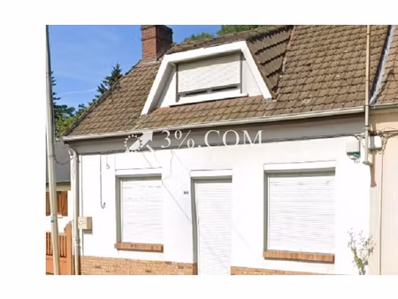 senarpont : maison avec jardin et dépendance.