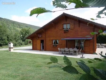 lélex  chalet individuel meublé