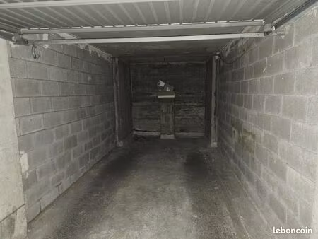 location garage fermé