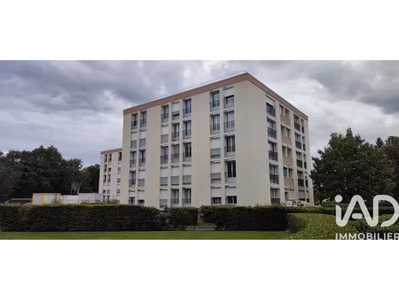location appartement 2 pièces 43 m² à rambouillet (78120)  780 €