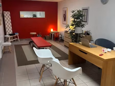 location locaux professionnels 35 m² à marcq-en-baroeul (59700)  576 €