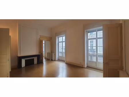 location locaux professionnels 10 pièces 149 m² à montpellier (34000)  1 524 €