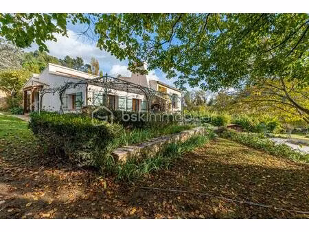 demeure de 246 49 m² à meounes-les-montrieux