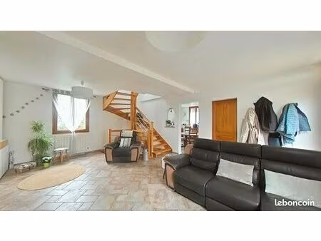 maison 6 pièces 134 m²