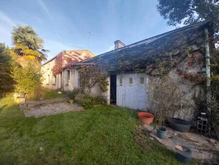 vente maison à la garnache (85710) : à vendre / 197m² la garnache