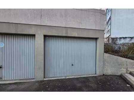 location stationnement  15 m² t- à saint-michel-sur-orge  95 €