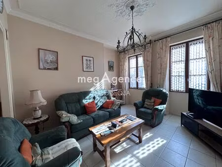 maison familiale avec un appartement indépendant