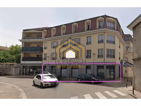 local professionnel à la tour-du-pin 244 m²