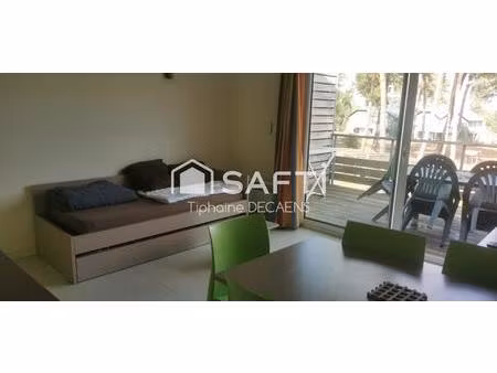 maison de type vacances  avec beau aménagement.