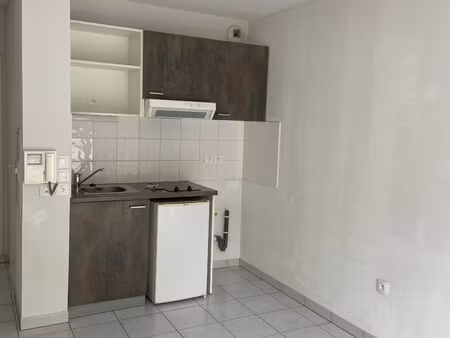 a vendre - appartement t2 de 37.38m² à amilly (45200)