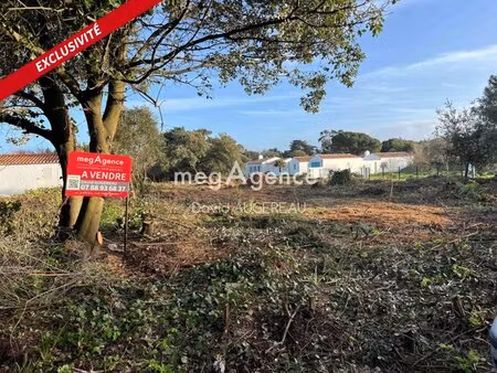 en vente terrain constructible 10 65 ares – 296 000 € |l'île-d'yeu