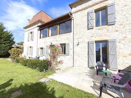 maison 11 pièces 400 m² à vendre / acheter figeac 46100 ? | era immobilier