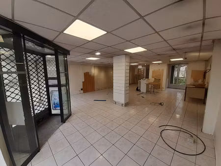 immeuble de 174 m2 avec 3 logements possibles à nouzonville