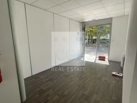 location local professionnel 120m² coublevie 38500