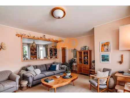 vente maison 4 pièces 155 m² à mortagne-sur-gironde (17120)  145 000 €
