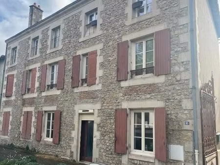 immeuble 10 pièces 390 m²