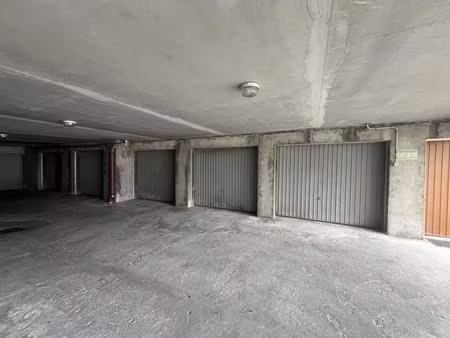 garage a louer - proche bd de bellevue