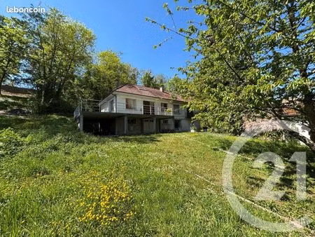 pavillon 5 pièces 138 m²